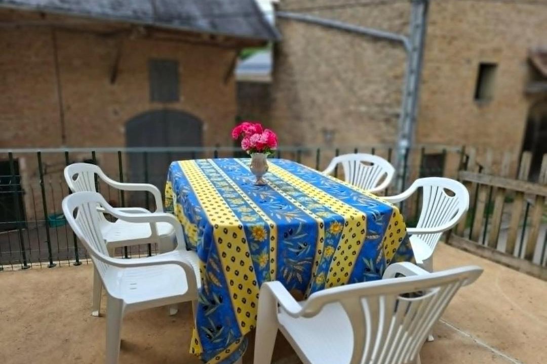 Photo of Patio Balcony in Domecy-sur-le-Vault
