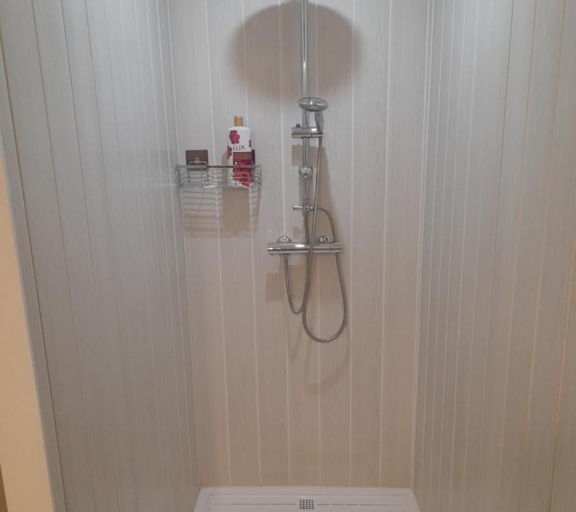 Photo of Bathroom in Magnien