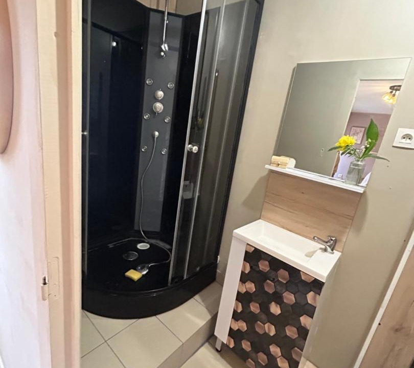 Photo of Bathroom in Andryes