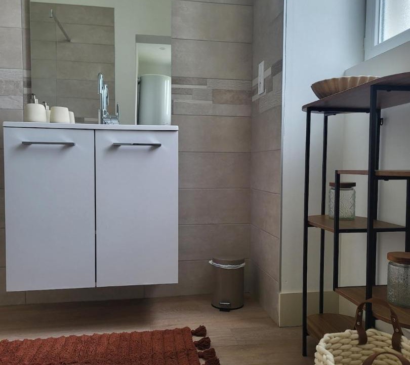 Photo of Bathroom in Lons-le-Saunier