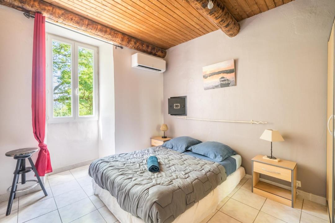 Photo of Bedroom in Saint-Alban-sous-Sampzon