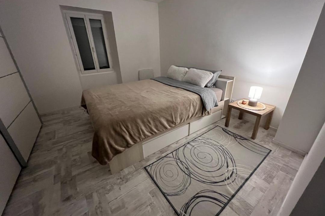 Photo of Bedroom in Champvans