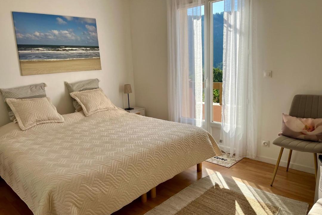 Photo of Bedroom in Vesseaux