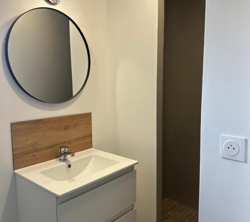 Photo of Bathroom in Roussillon-en-Isere