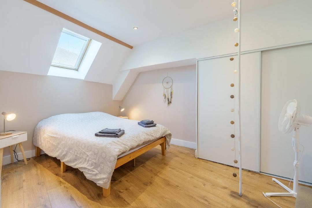 Photo of Bedroom in Arnay-le-Duc
