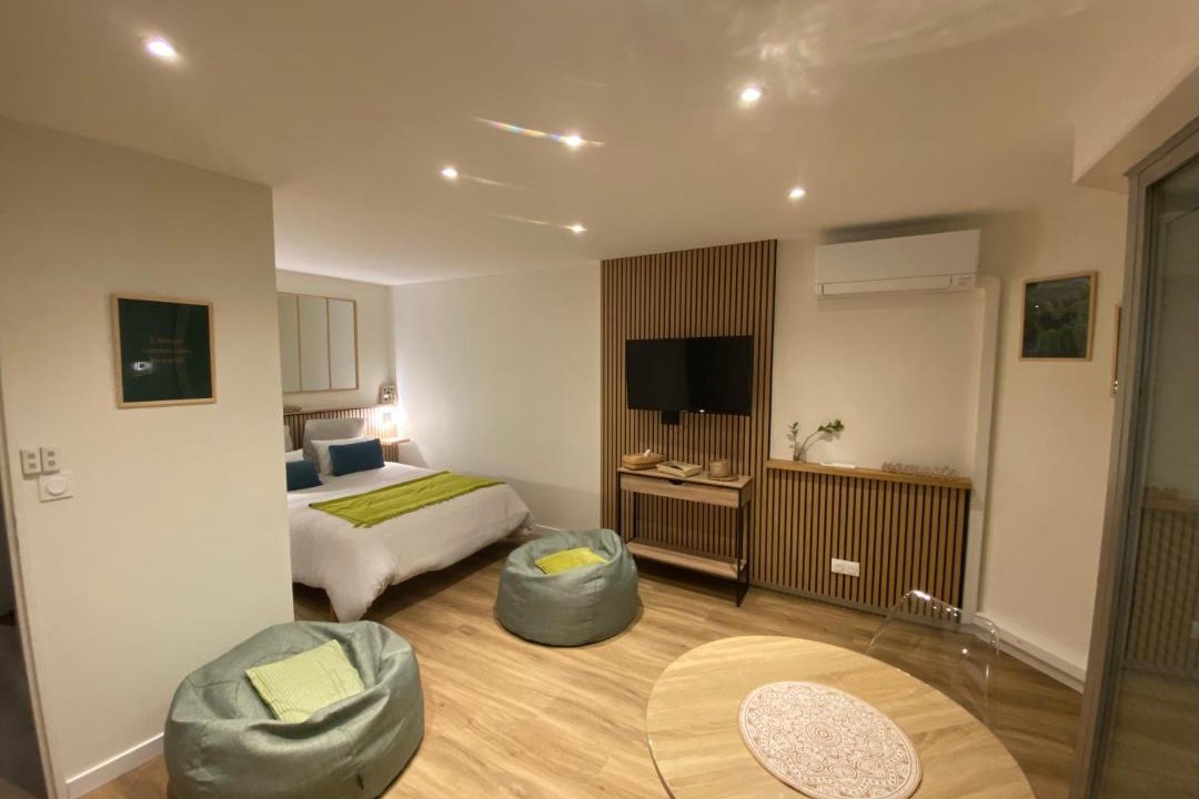 Photo of Bedroom in Meylan