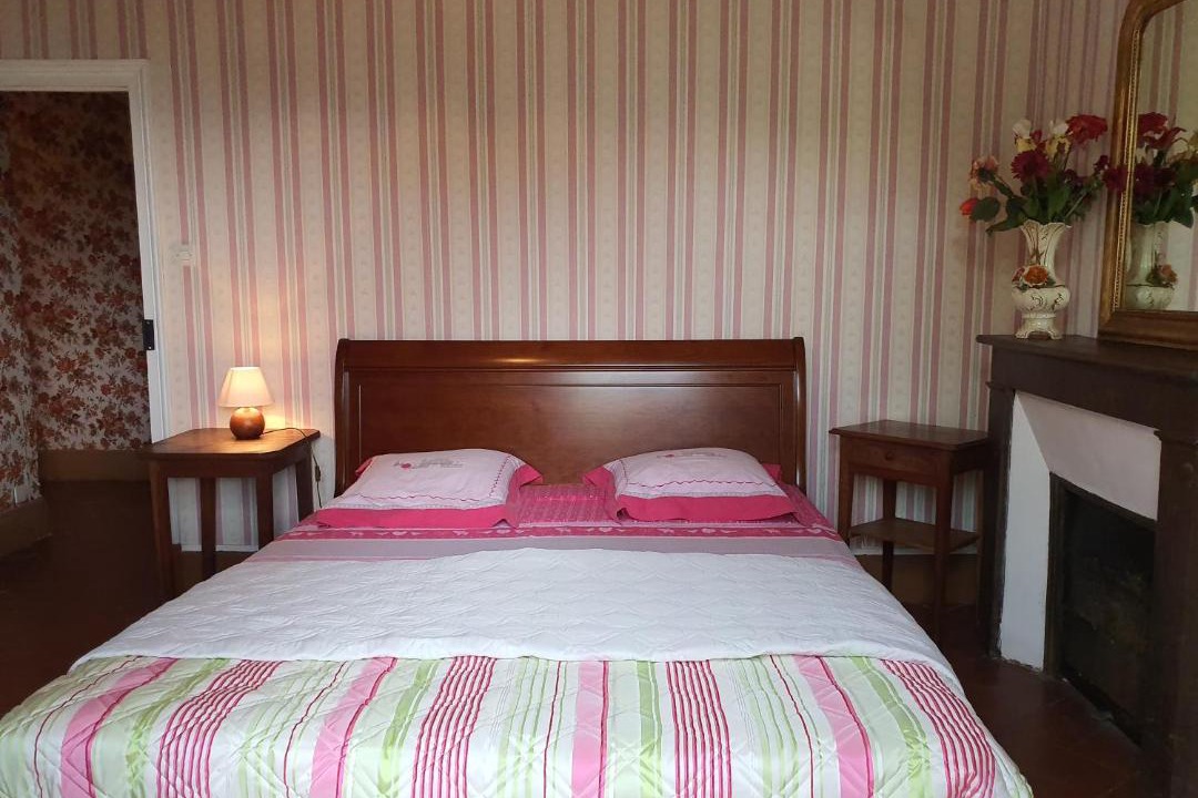 Photo of Bedroom in Mhere