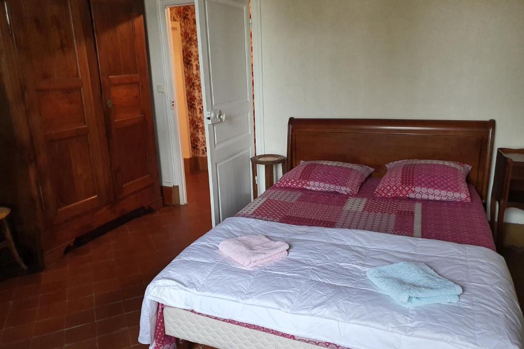 Photo of Bedroom in Mhere