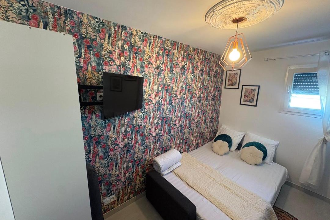 Photo of Bedroom in Perrigny-les-Dijon