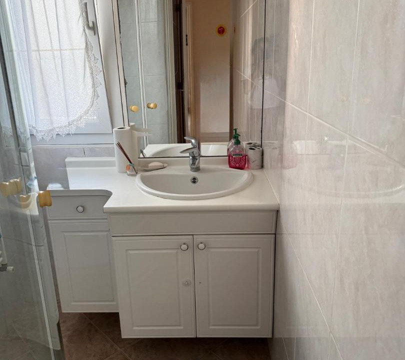 Photo of Bathroom in Villeneuve-le-Roi