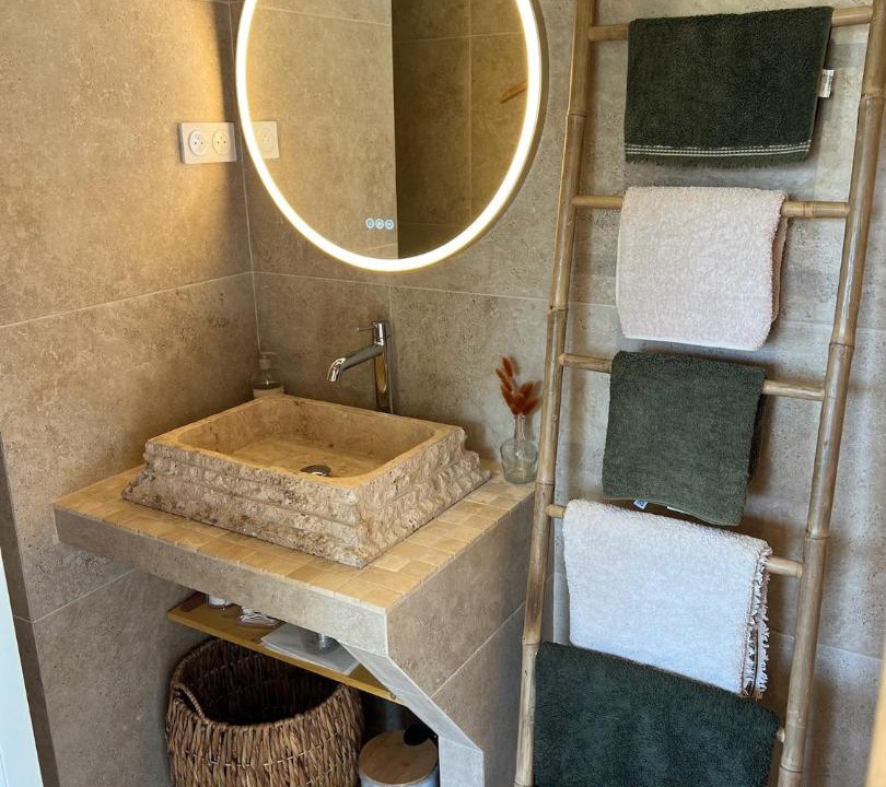 Photo of Bathroom in Angervilliers