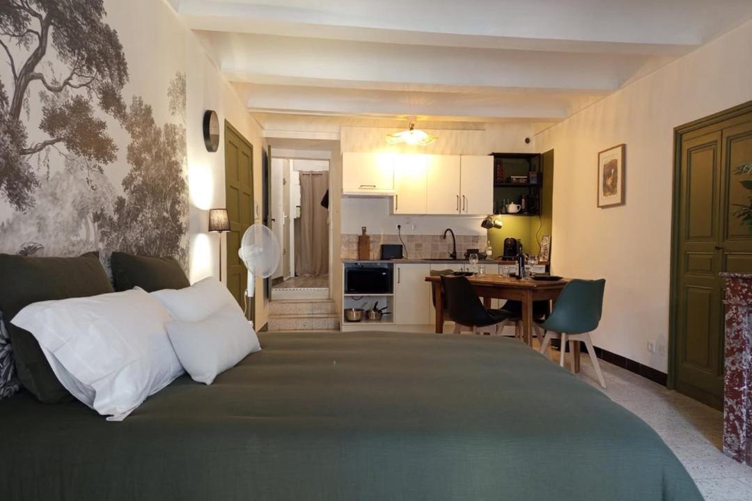 Photo of Bedroom in Villeneuve-de-Berg