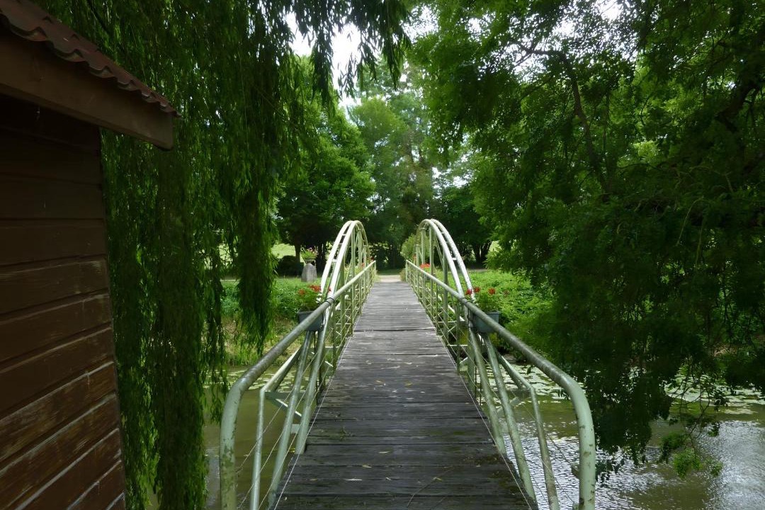 Photo of Others in Lescheroux