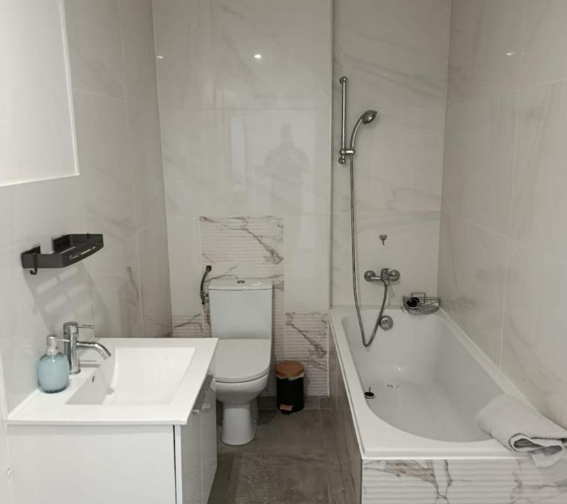 Photo of Bathroom in Chateau-Chinon