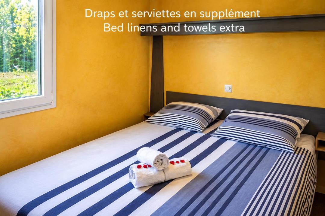 Photo of Bedroom in Saint-Usage
