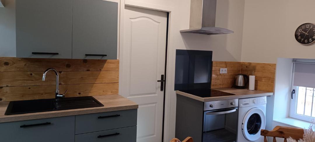 Photo of Kitchen in Scey-sur-Saone-et-Saint-Albin