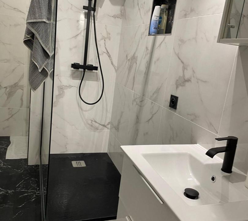 Photo of Bathroom in Arcueil