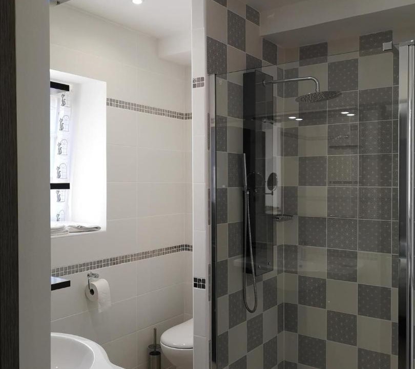 Photo of Bathroom in Montillot