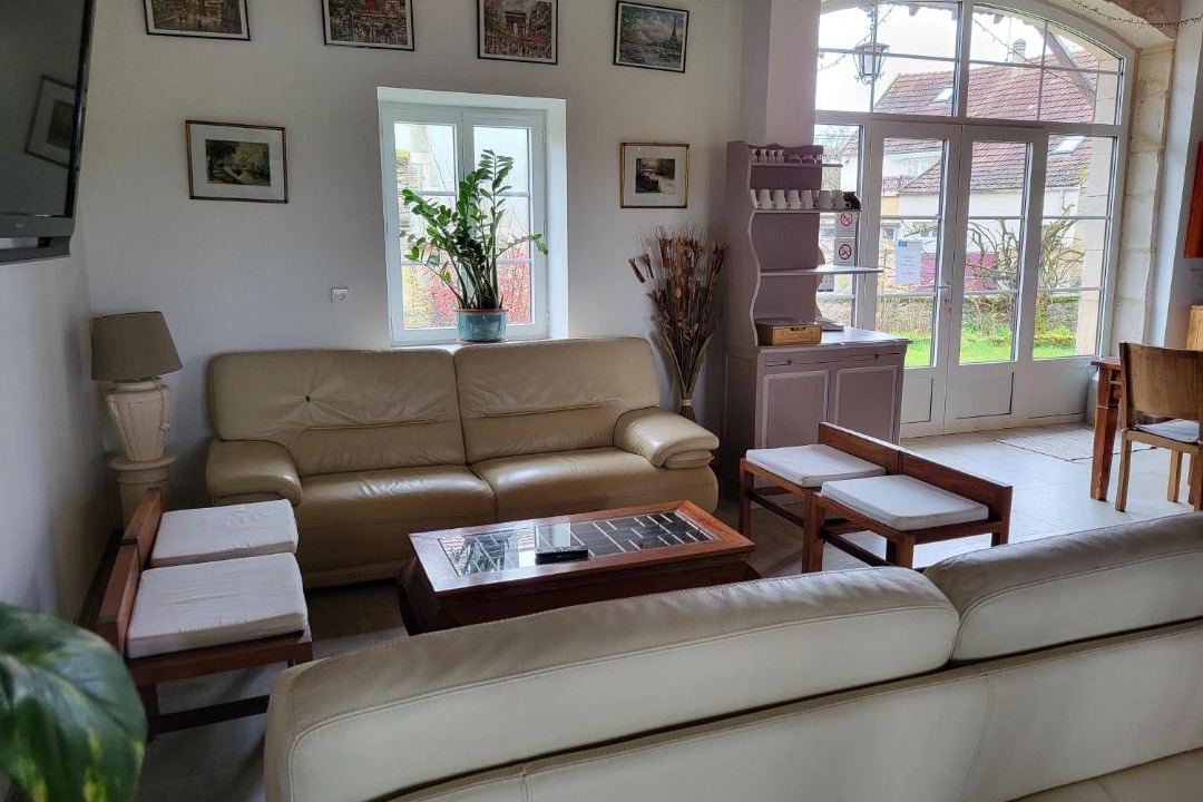 Photo of Livingroom in Montillot