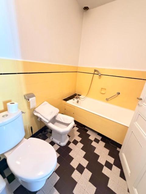 Photo of Bathroom in Poligny