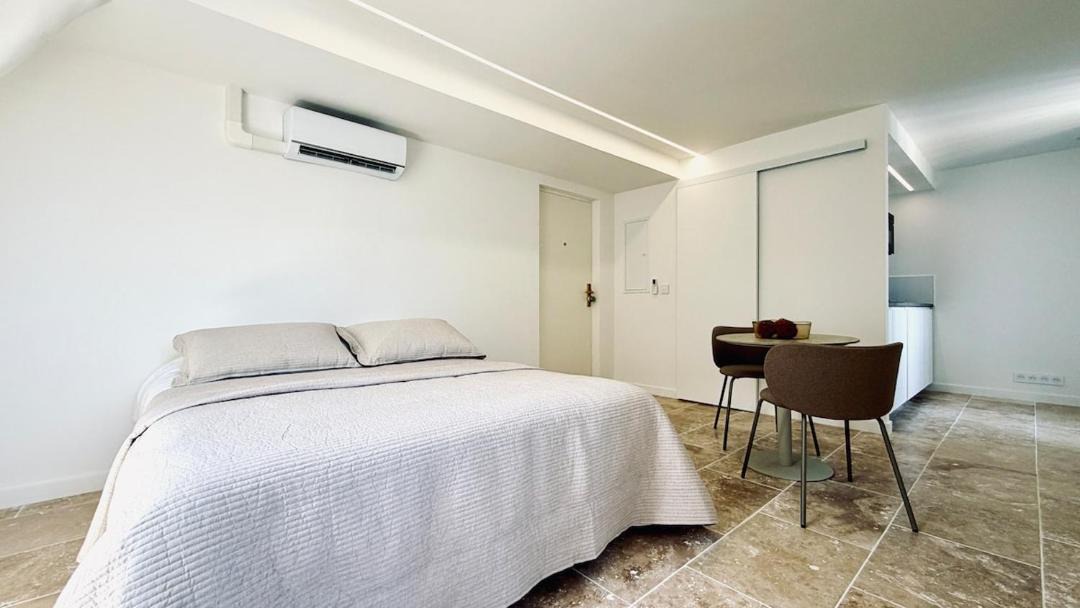 Photo of Bedroom in Avallon