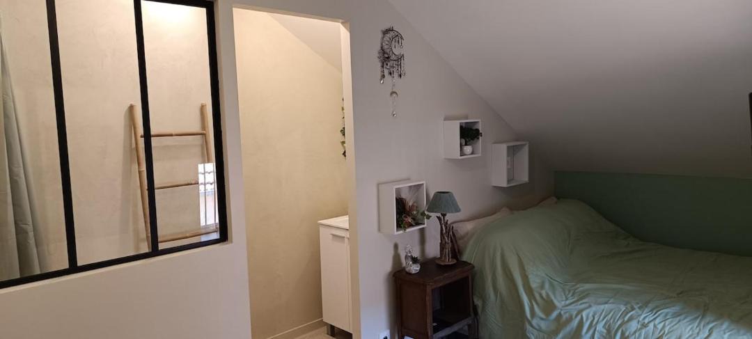 Photo of Bedroom in Scey-sur-Saone-et-Saint-Albin