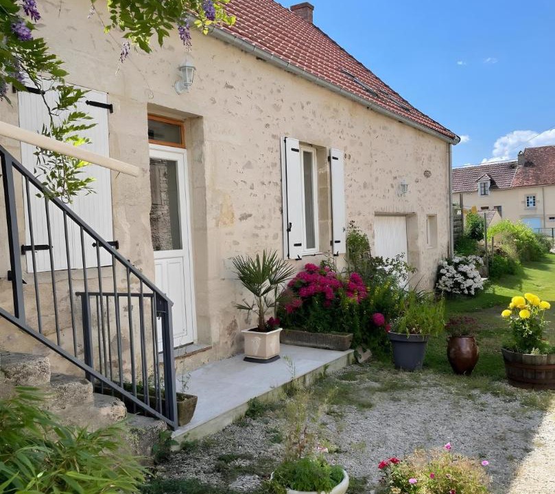 Photo of Others in Avallon