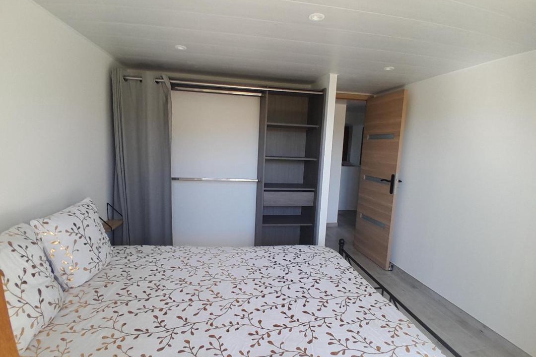 Photo of Bedroom in Gilhoc-sur-Ormeze