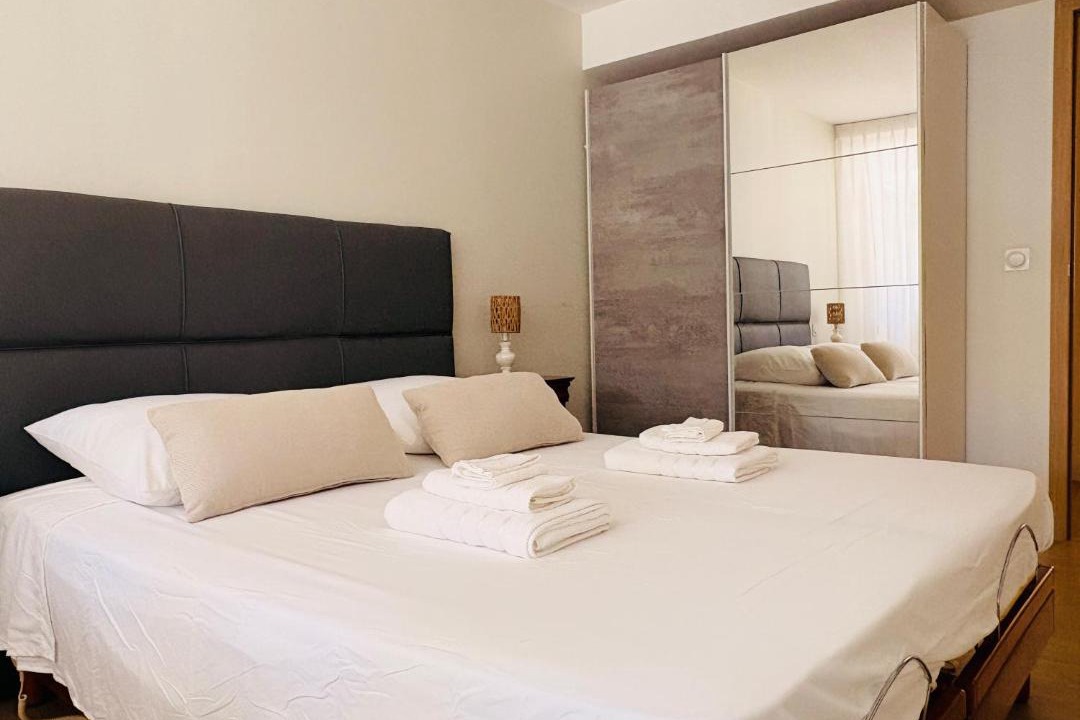 Photo of Bedroom in Crest