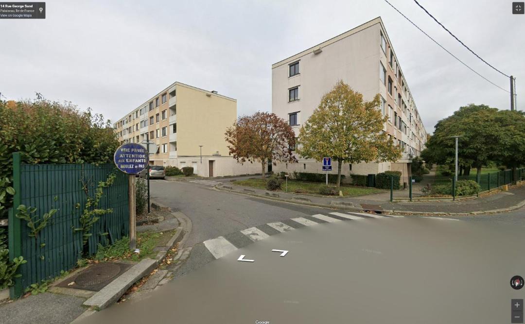 Photo of Others in Palaiseau
