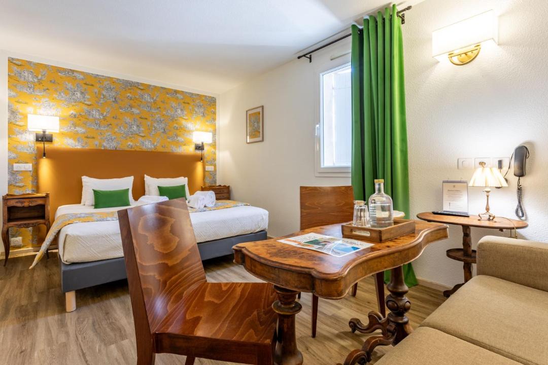 Photo of Bedroom in Grignan
