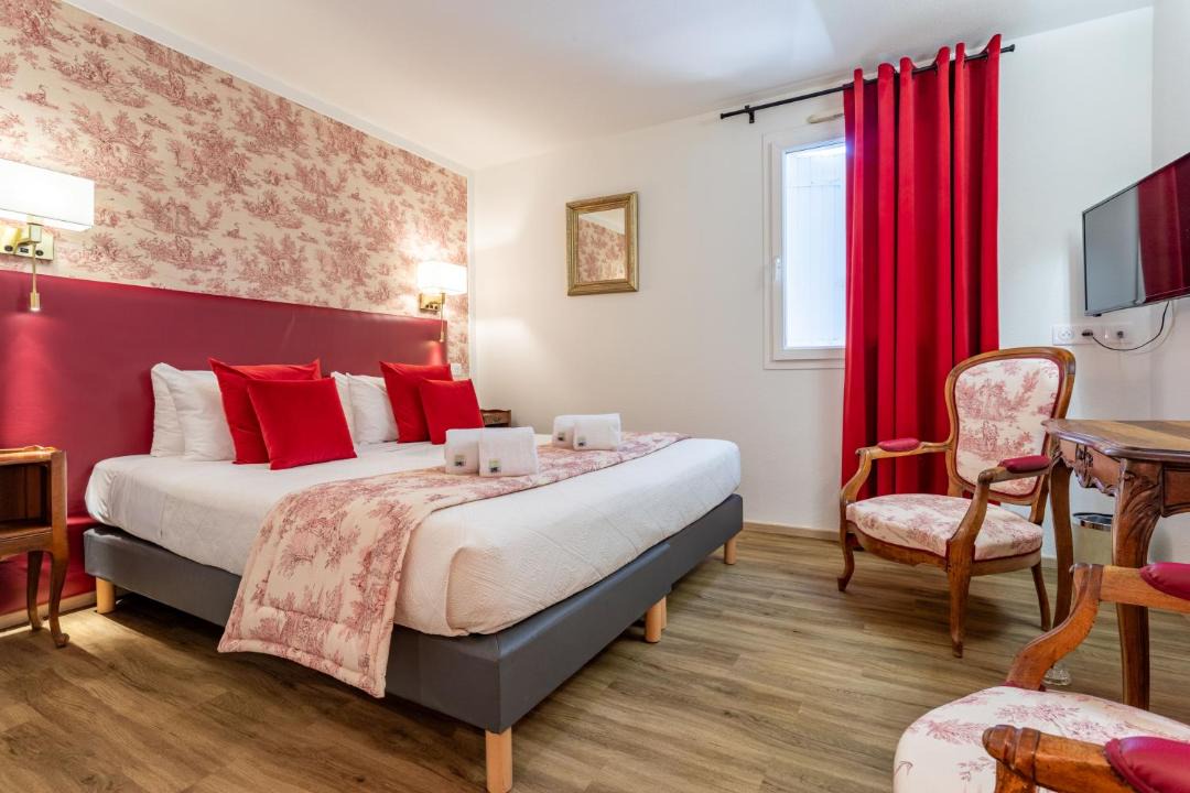 Photo of Bedroom in Grignan