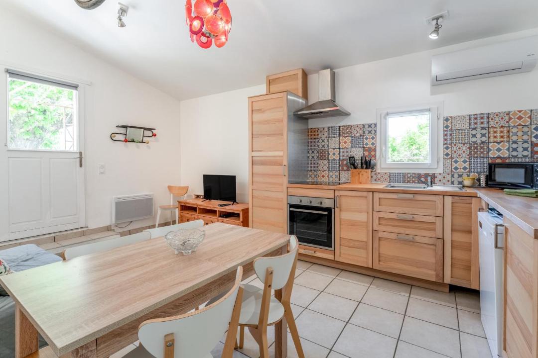 Photo of Kitchen in Entrechaux