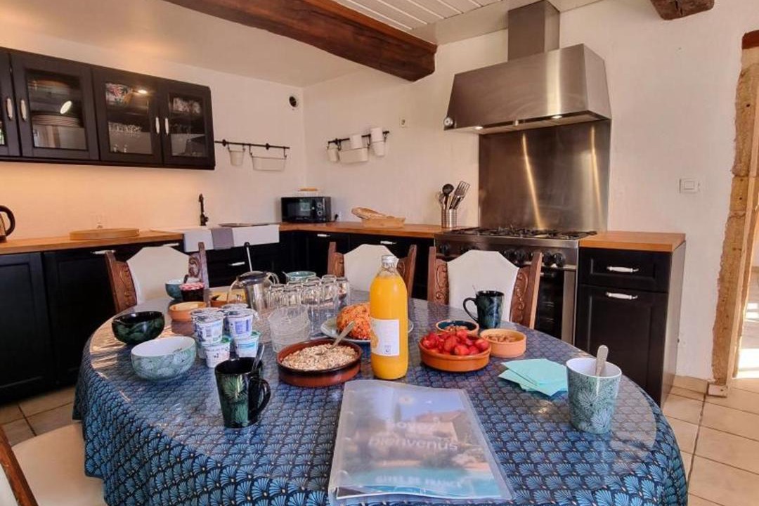 Photo of Kitchen in Saint-Hilaire-sous-Charlieu