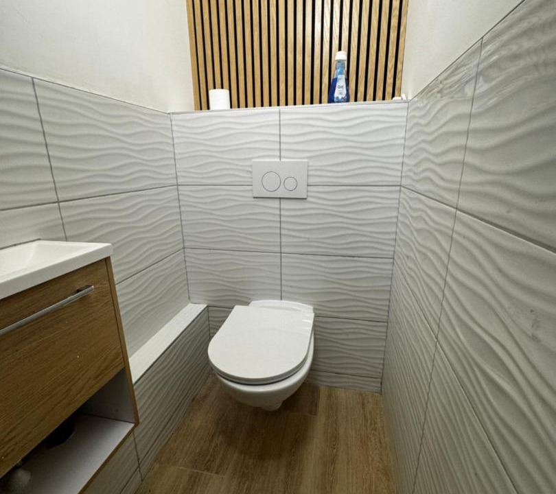 Photo of Others in Bondy