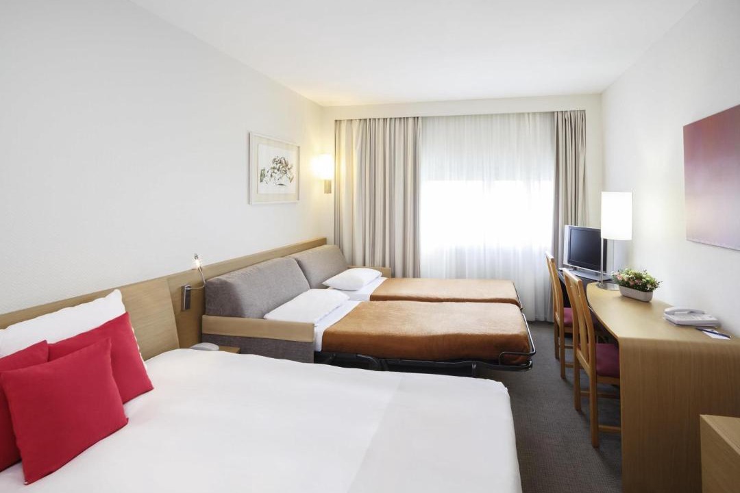 Photo of Bedroom in Palaiseau