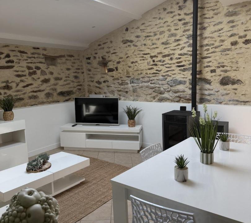 Photo of Livingroom in Privas Centre Ardeche