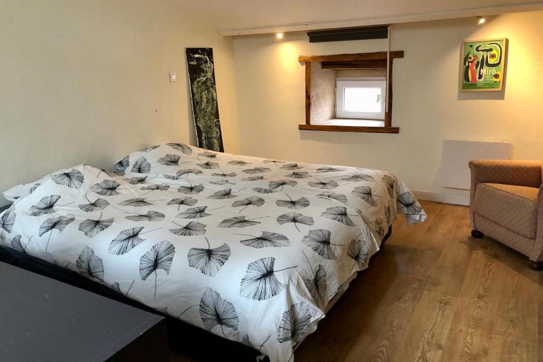 Photo of Bedroom in Saint-Martin-d'Ollieres