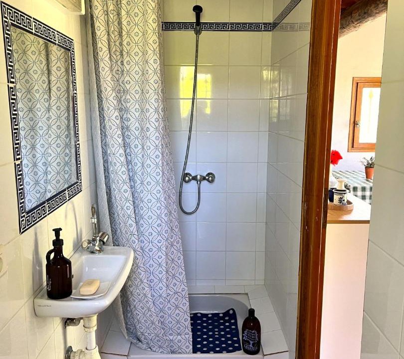 Photo of Bathroom in Aubignan