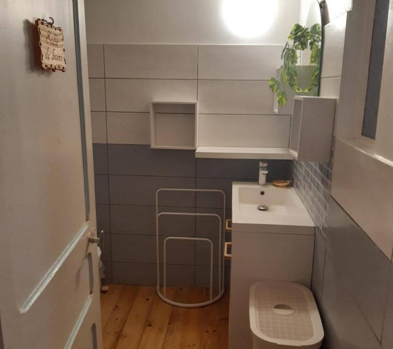 Photo of Bathroom in La Chaise-Dieu