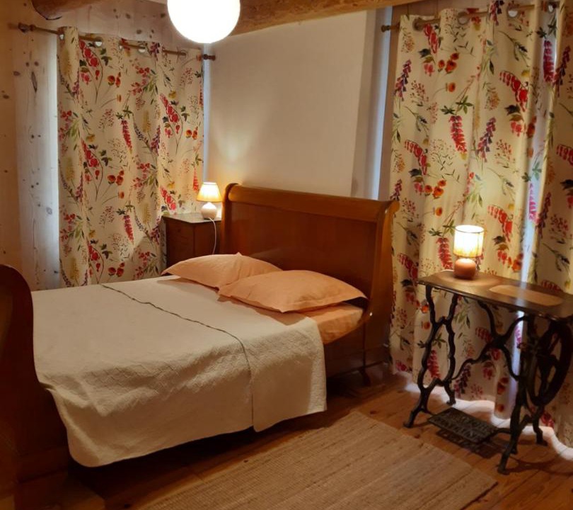 Photo of Bedroom in La Chaise-Dieu