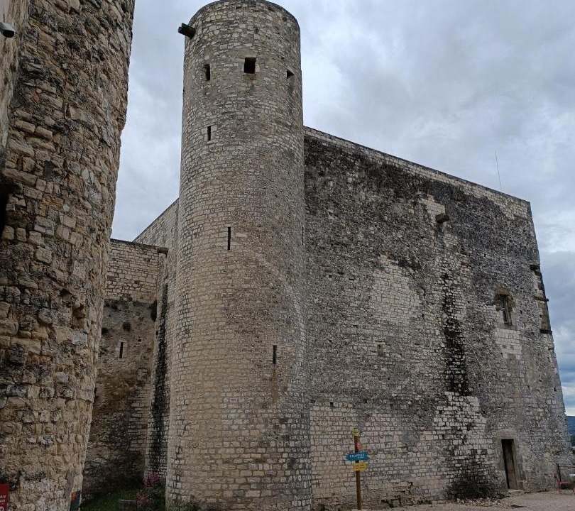 Photo of Buildings in Chateauneuf-du-Rhone