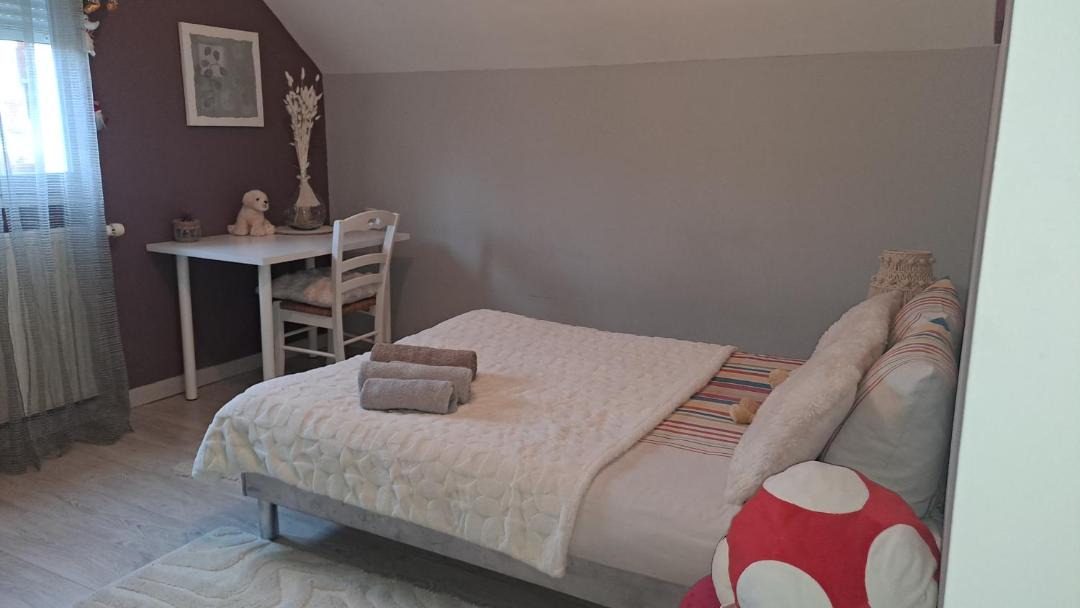 Photo of Bedroom in Etalans
