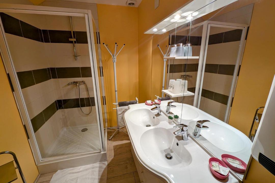 Photo of Bathroom in Choye