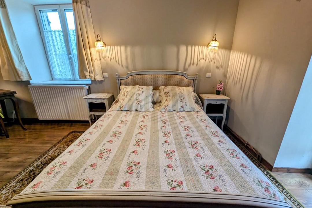 Photo of Bedroom in Choye