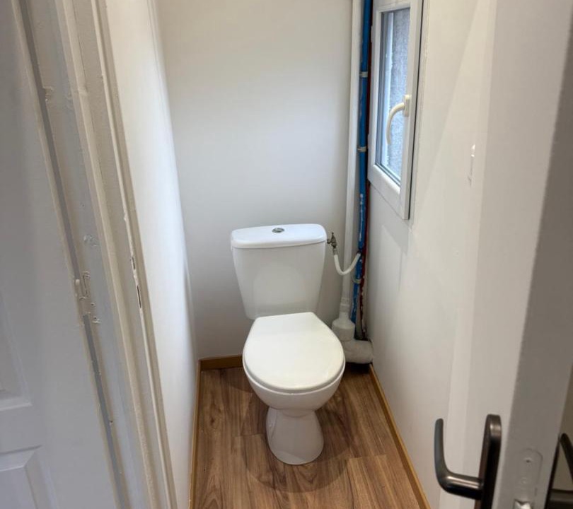 Photo of Bathroom in Villeneuve-le-Roi