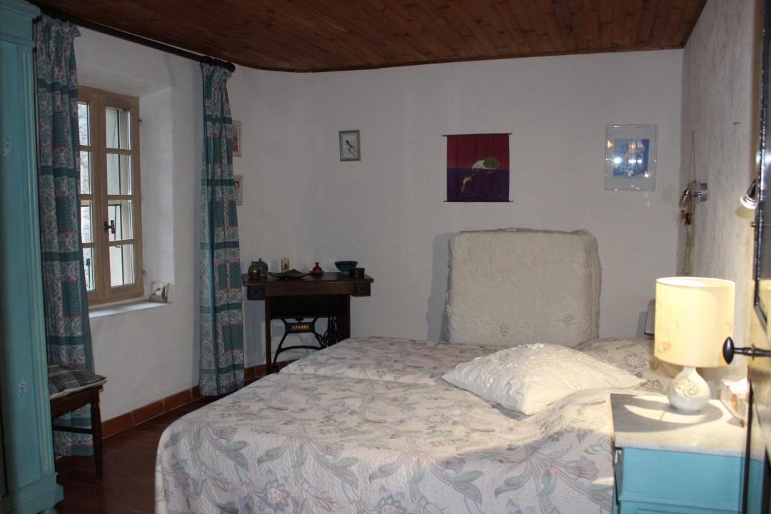 Photo of Bedroom in Entrechaux