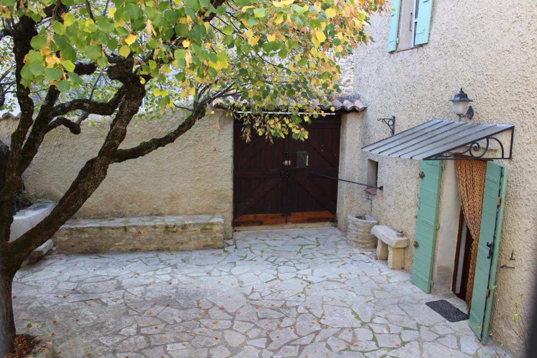 Photo of Others in Entrechaux