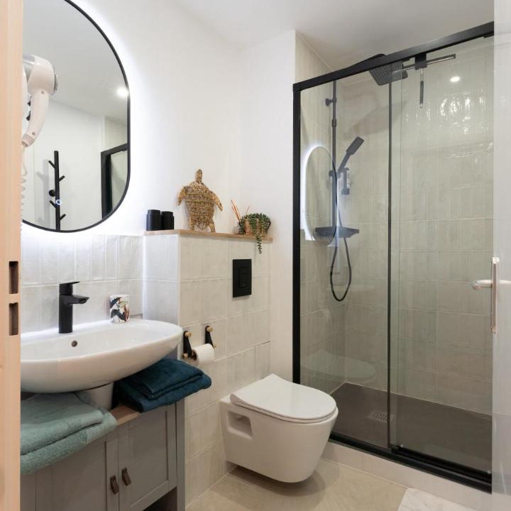 Photo of Bathroom in Saint - Martin - du - Touch