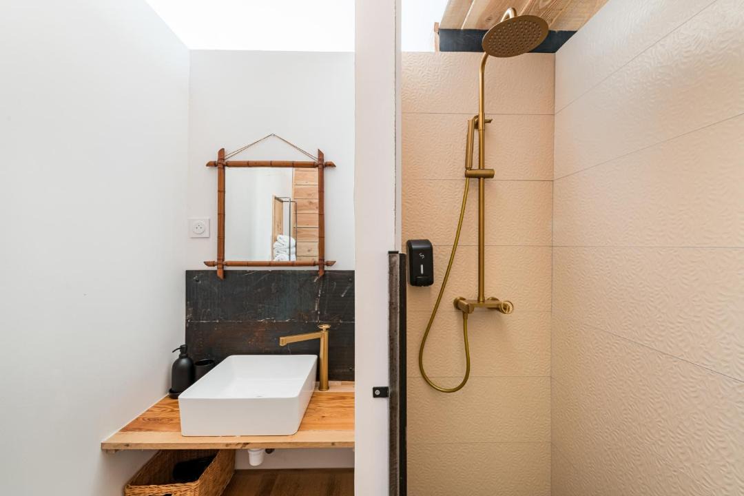 Photo of Bathroom in Charlieu